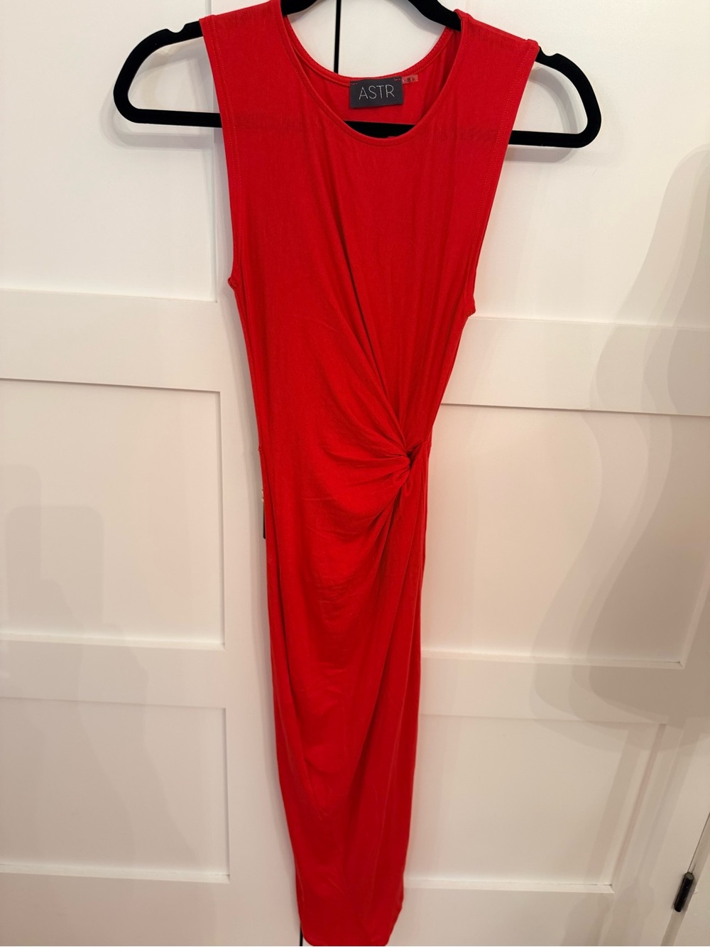 ASTR Pink/Red Sleeveless Maxi Dress with Side Twist